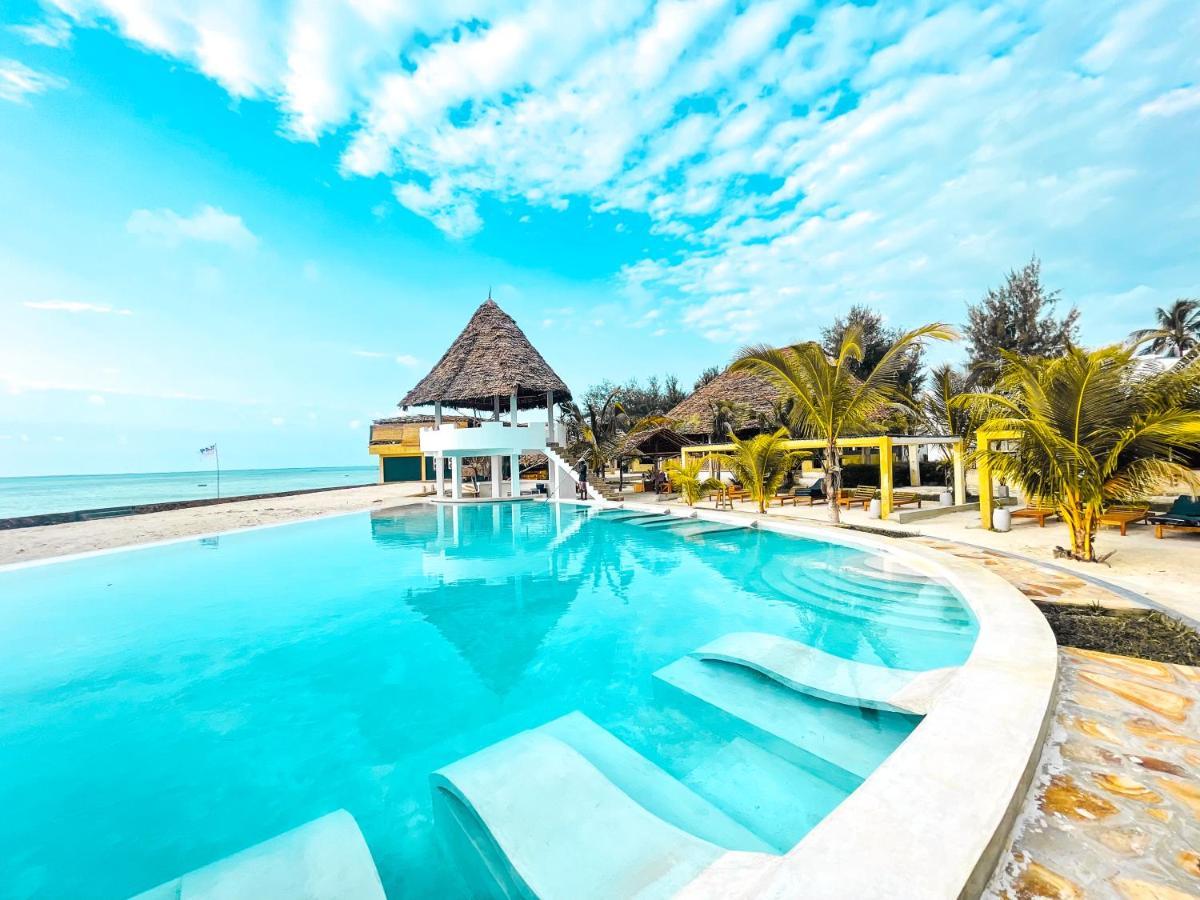 Jambo Beach Hotel Paje Bagian luar foto