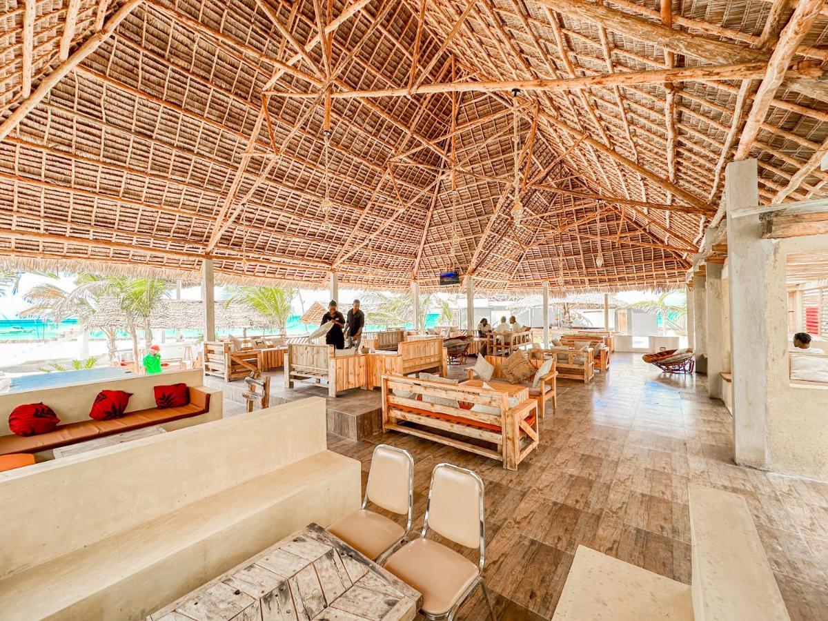 Jambo Beach Hotel Paje Bagian luar foto
