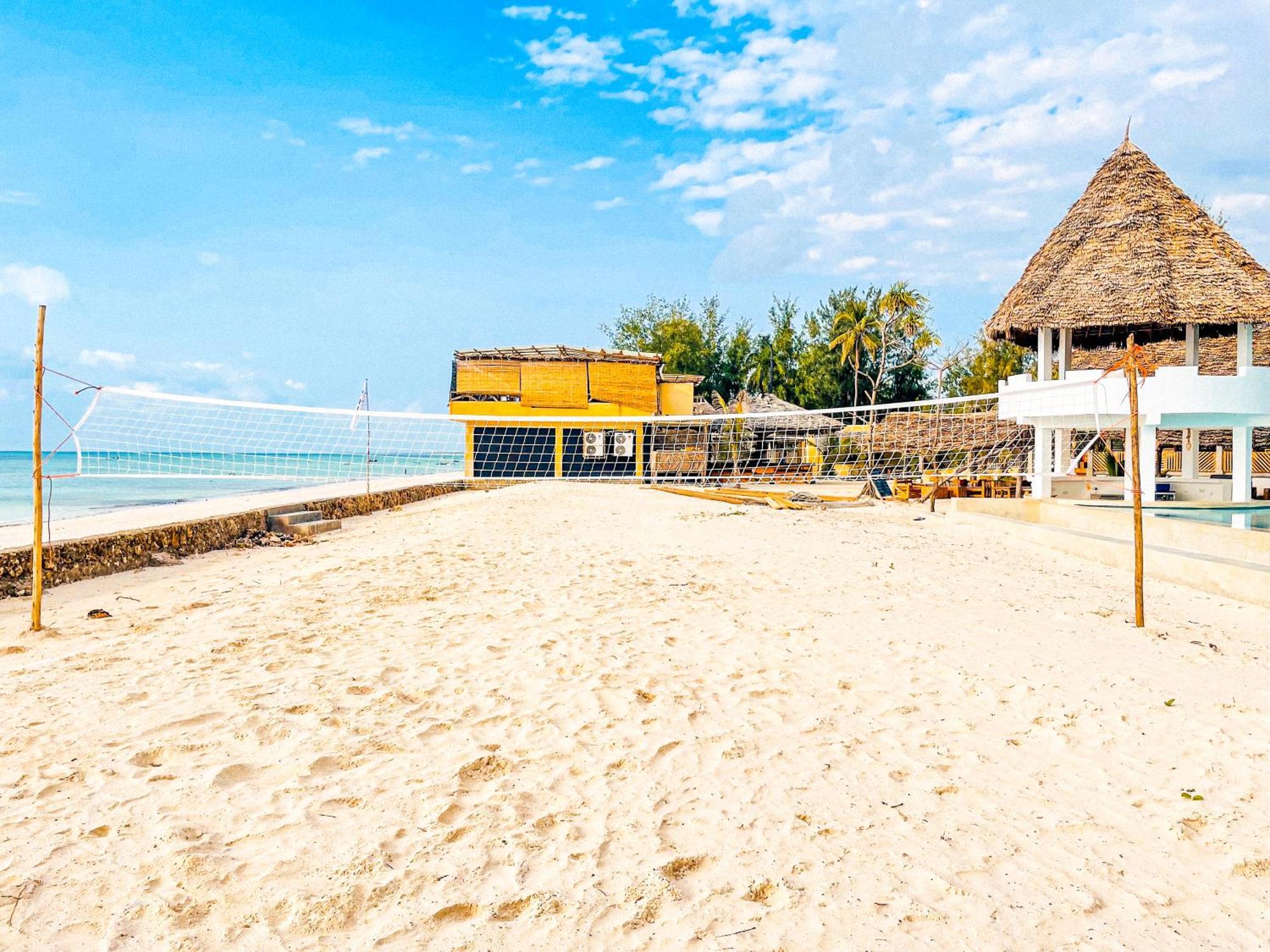 Jambo Beach Hotel Paje Bagian luar foto