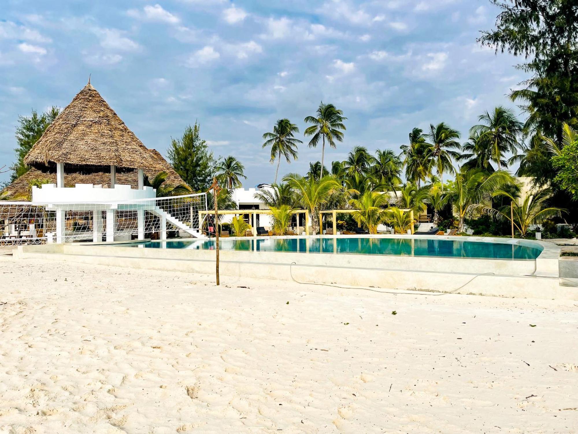 Jambo Beach Hotel Paje Bagian luar foto